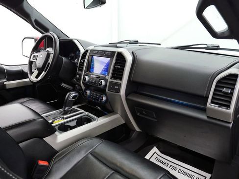 Used 2020 Ford F150 Lariat w/ Equipment Group 502A Luxury AWD/4WD image 17