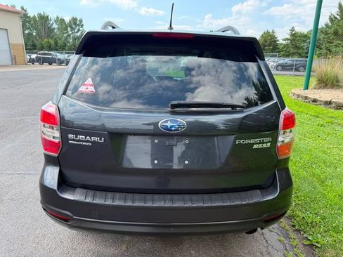 Used 2014 Subaru Forester 2.5i Limited AWD/4WD image 2