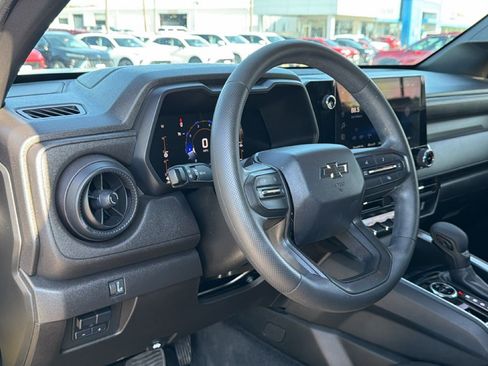 Certified 2023 Chevrolet Colorado Trail Boss w/ Technology Package AWD/4WD image 15