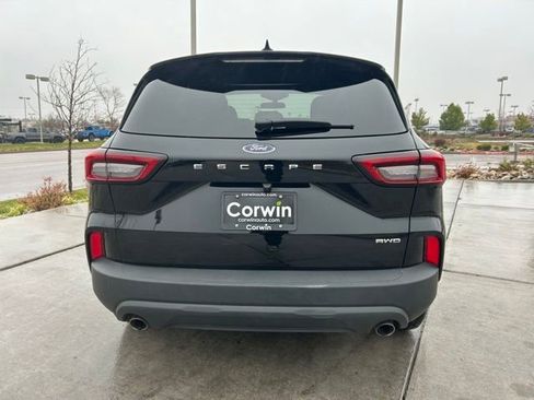 Used 2025 Ford Escape ST-Line AWD/4WD image 7
