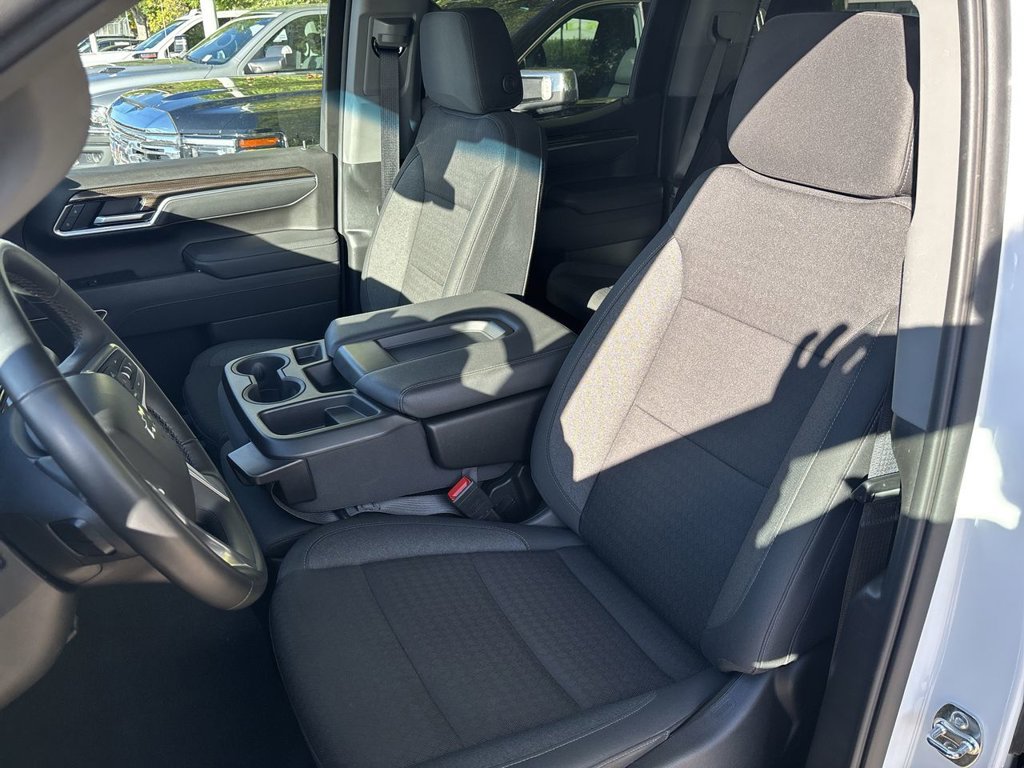 Certified 2026 Chevrolet Silverado 1500 RST AWD/4WD image 23