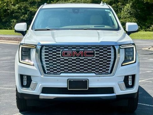 Used 2021 GMC Yukon Denali AWD/4WD image 11