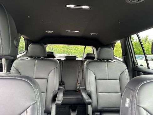 Used 2026 GMC Acadia Elevation w/ Black Edition AWD/4WD image 37