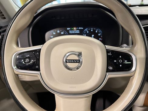 Used 2021 Volvo XC90 T5 Momentum w/ Advanced Package AWD/4WD image 22