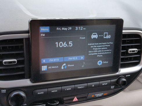 Used 2020 Hyundai Venue SEL FWD image 15