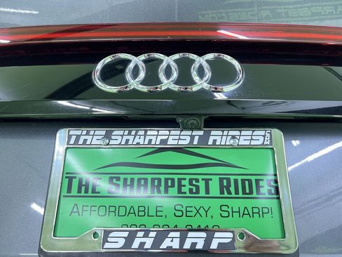 Used 2019 Audi Q8 Prestige AWD/4WD image 13