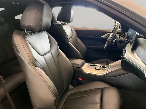 Used 2024 BMW M440i Coupe w/ Premium Package RWD image 8