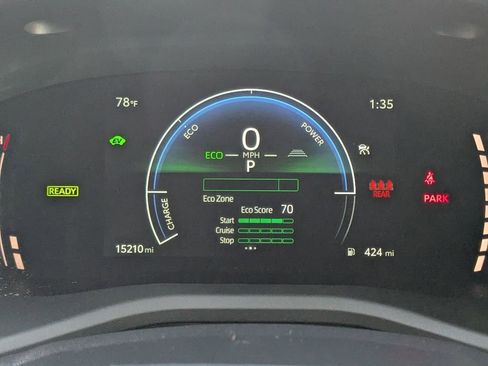 Used 2025 Toyota Camry LE image 19