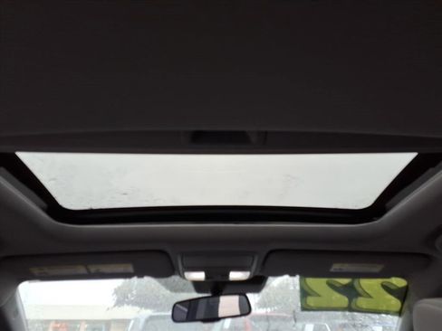 Certified 2022 Honda CR-V Touring image 17