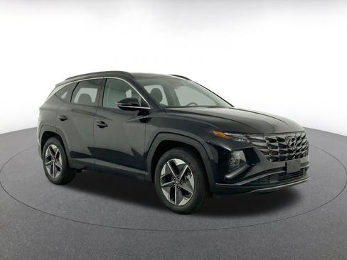 Used 2026 Hyundai Tucson SEL Plus FWD image 2