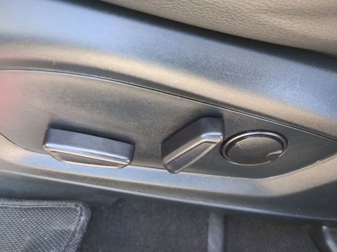 Used 2023 Ford Explorer ST w/ Equipment Group 401A AWD/4WD image 17