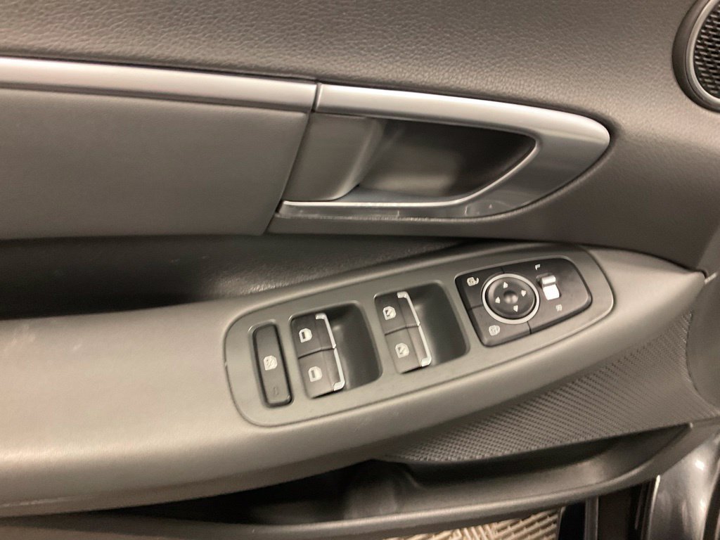 Used 2020 Hyundai Sonata SEL Plus FWD image 18