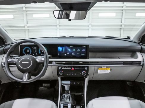 Used 2026 Hyundai Tucson SEL FWD image 15