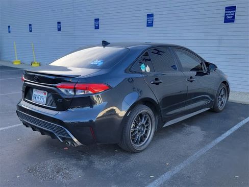 Used 2021 Toyota Corolla SE image 8