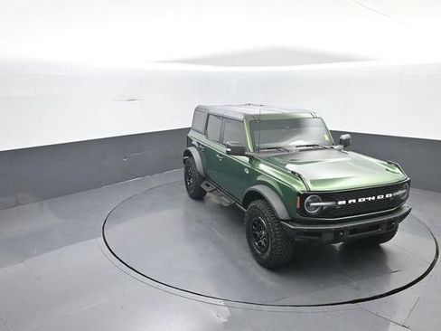 Certified 2024 Ford Bronco Wildtrak AWD/4WD image 25