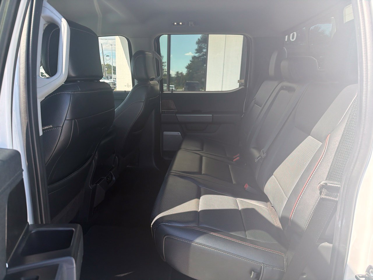 Used 2022 Ford F150 Lariat w/ Equipment Group 501A Mid AWD/4WD image 4
