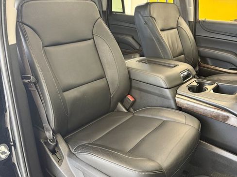 Used 2017 Chevrolet Tahoe LT RWD image 16