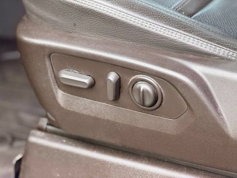Used 2022 GMC Sierra 2500 Denali AWD/4WD image 7