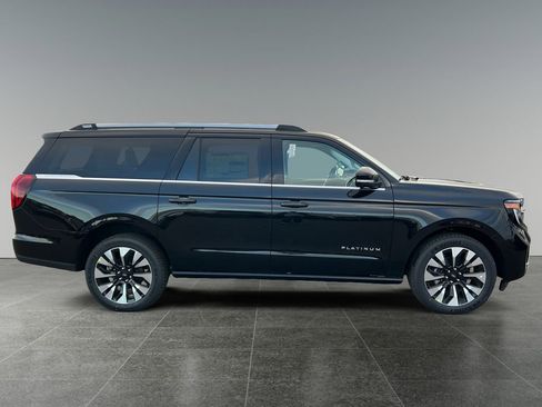 New 2025 Ford Expedition Max Platinum w/ Platinum Ultimate Package image 8