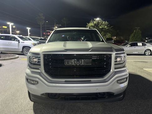 Used 2018 GMC Sierra 1500 SLT image 2
