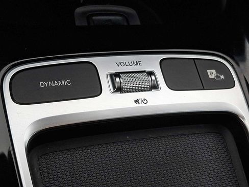 Used 2026 Mercedes-Benz GLB 250 4MATIC image 20