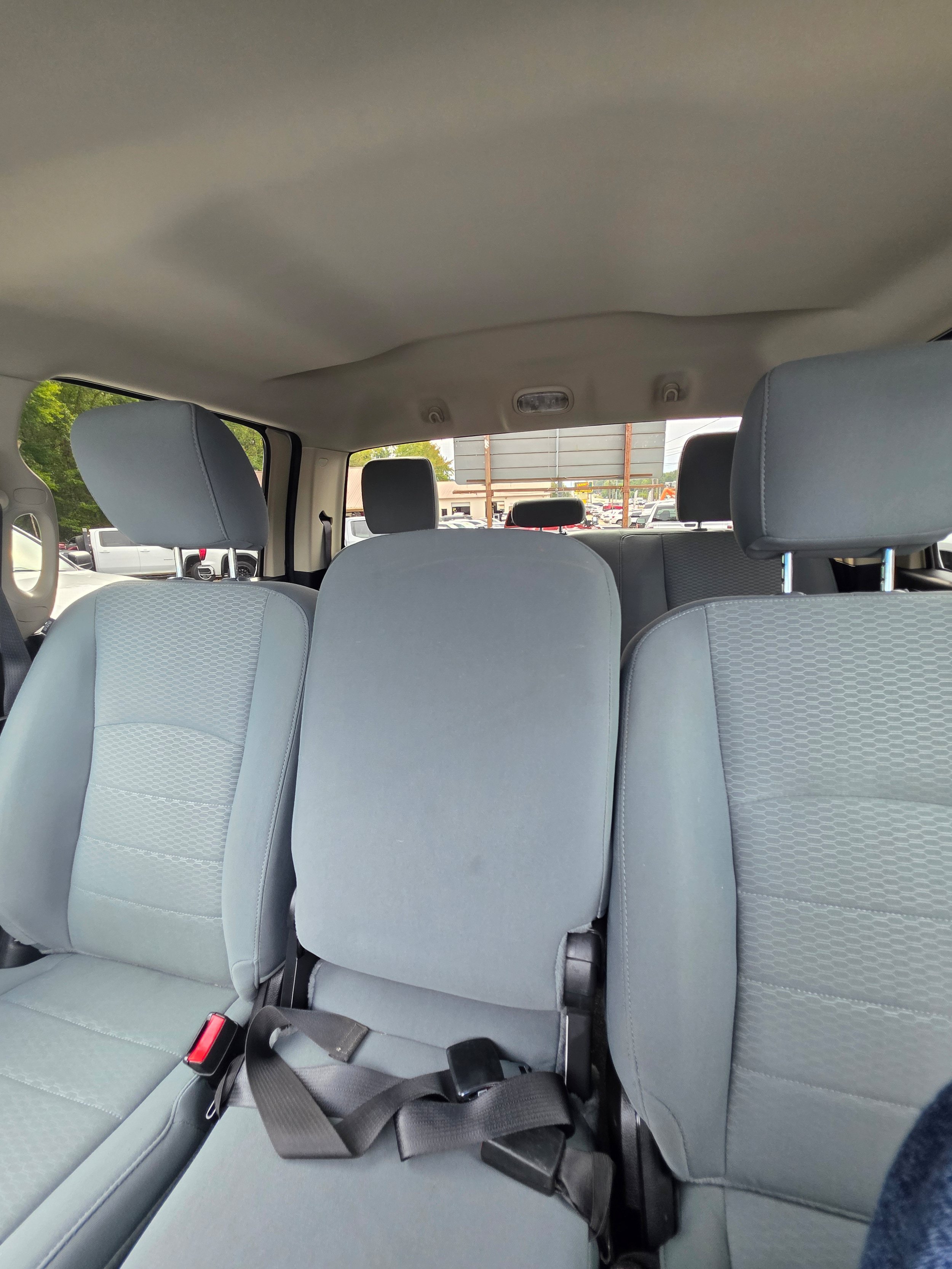 Used 2018 RAM 2500 Tradesman w/ Chrome Appearance Group AWD/4WD image 25