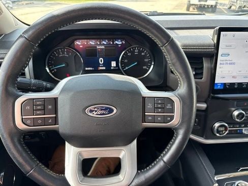 Used 2023 Ford Expedition XLT AWD/4WD image 23