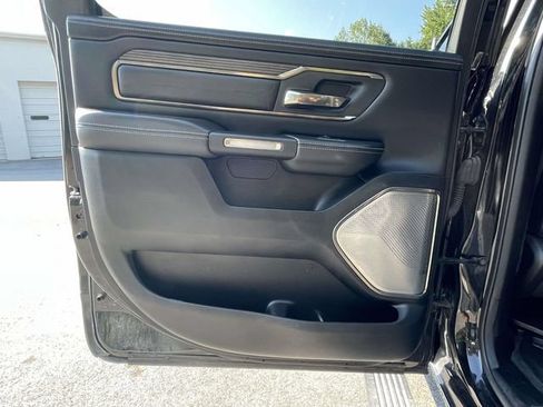 Used 2020 RAM 1500 Limited w/ Black Appearance Package AWD/4WD image 16