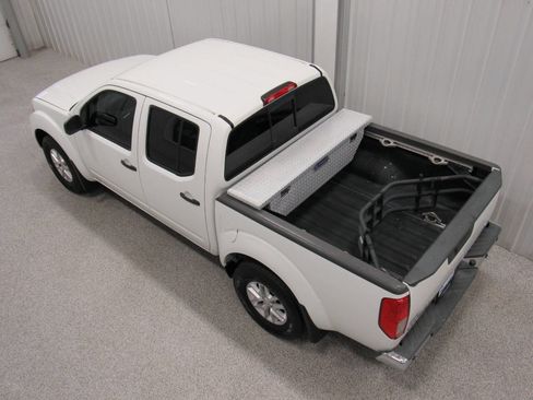 Used 2019 Nissan Frontier SV w/ Value Truck Package image 6