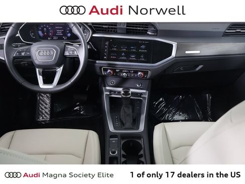 Used 2025 Audi Q3 2.0T Premium w/ Convenience Package AWD/4WD image 24