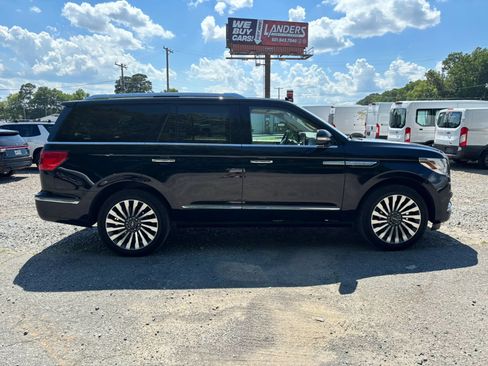 Used 2019 Lincoln Navigator Reserve AWD/4WD image 5