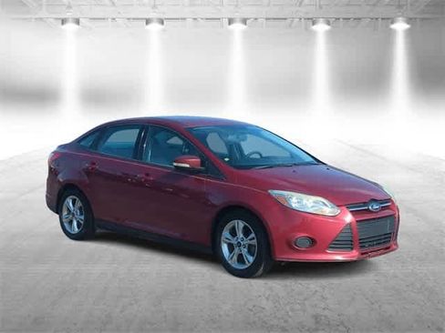 Used 2013 Ford Focus SE image 2