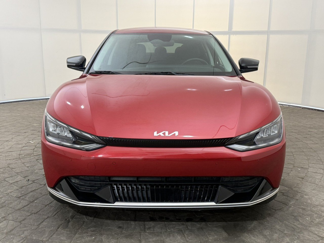 Used 2023 Kia EV6 Wind AWD/4WD image 2