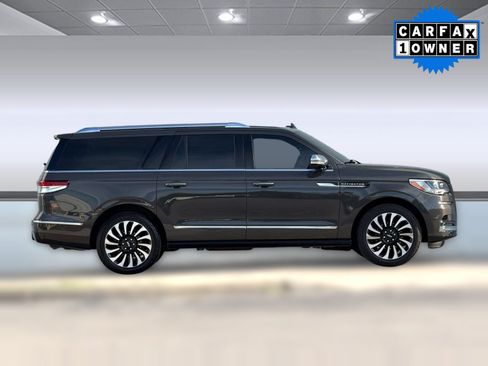 Used 2024 Lincoln Navigator L Black Label AWD/4WD image 8