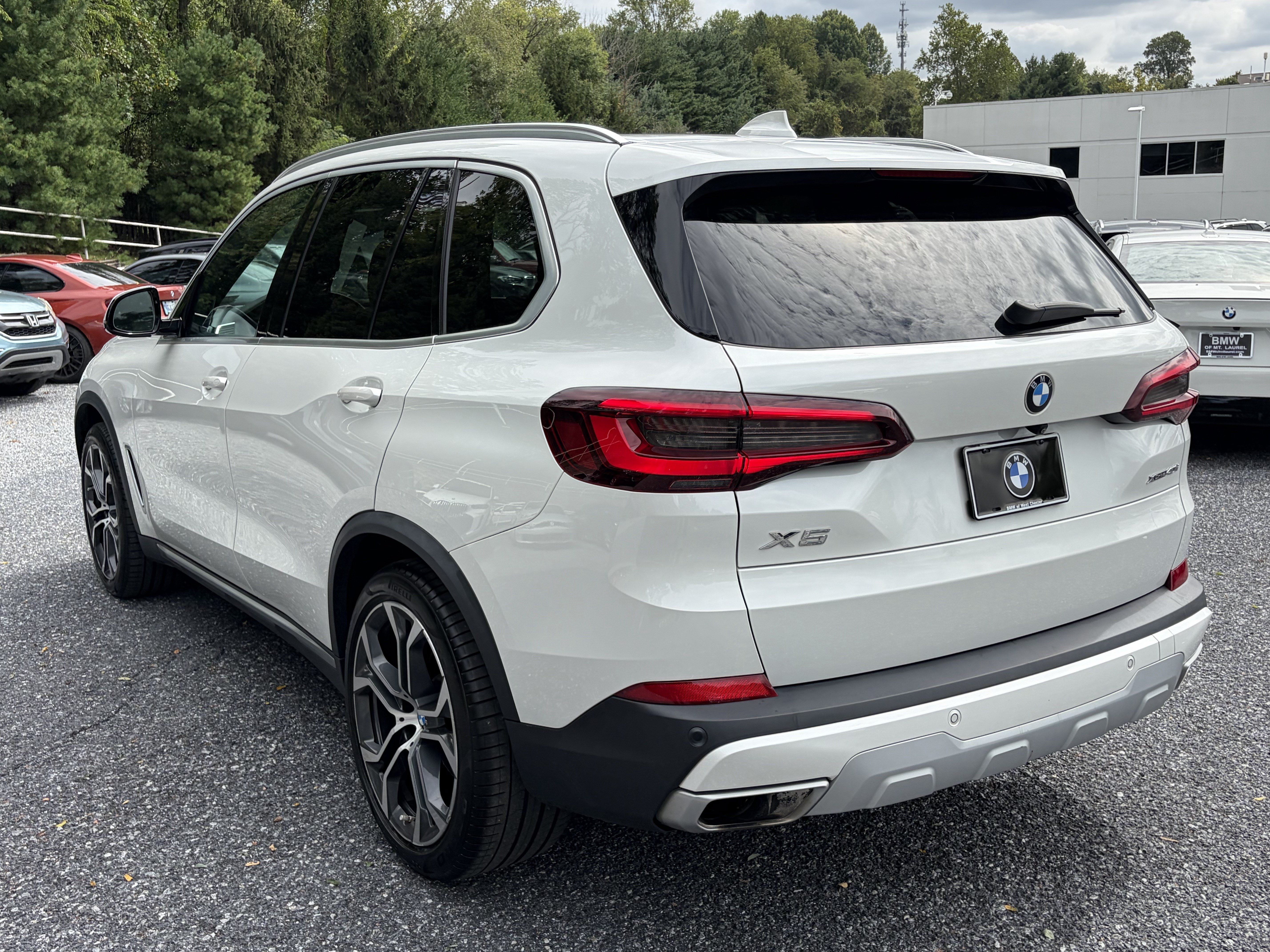 Used 2021 BMW X5 xDrive40i w/ Premium Package AWD/4WD image 5