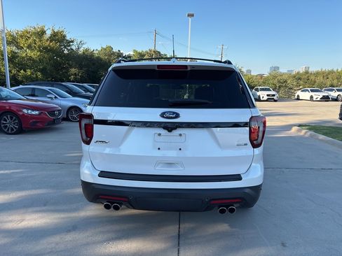 Used 2018 Ford Explorer Sport w/ Equipment Group 401A image 6