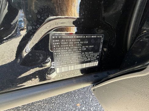 New 2026 Volkswagen Tiguan SE image 35