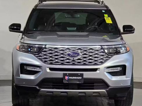 Used 2020 Ford Explorer Limited w/ Class III Trailer Tow Package image 2