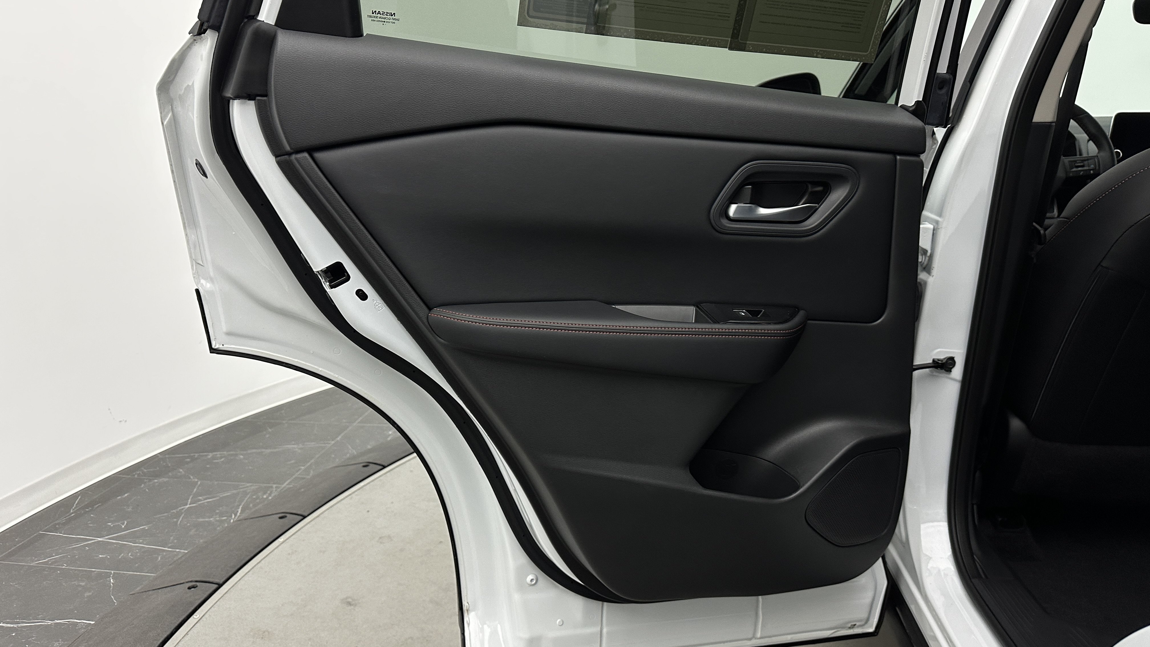 Used 2025 Nissan Rogue SV w/ Rock Creek Premium Package AWD/4WD image 27