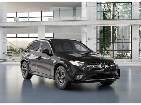 Used 2026 Mercedes-Benz GLC 300 image 9