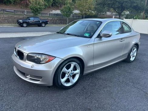 Used 2010 BMW 128i Coupe image 2