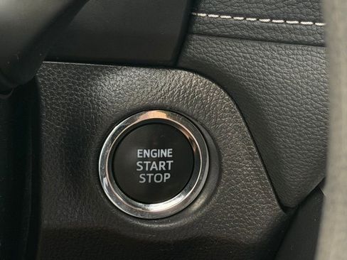 Used 2024 Toyota RAV4 XLE FWD image 32