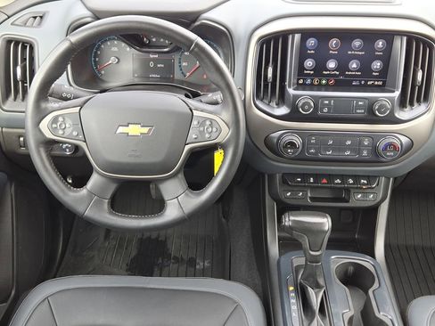 Used 2020 Chevrolet Colorado Z71 AWD/4WD image 21