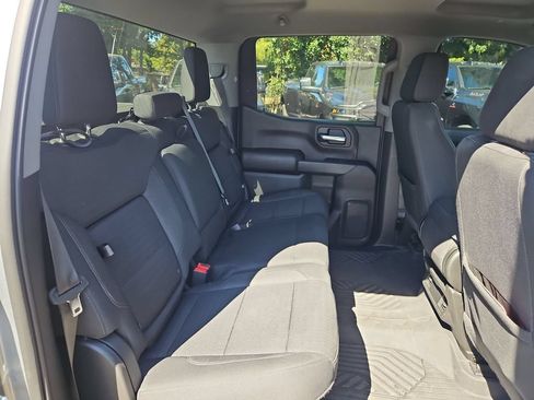 Used 2023 Chevrolet Silverado 1500 Custom Trail Boss AWD/4WD image 15