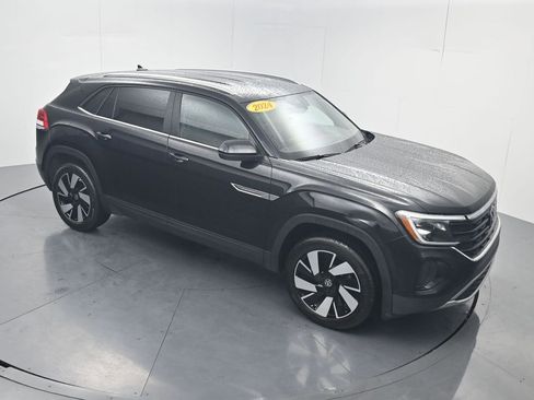 Used 2024 Volkswagen Atlas Cross Sport SE FWD image 54
