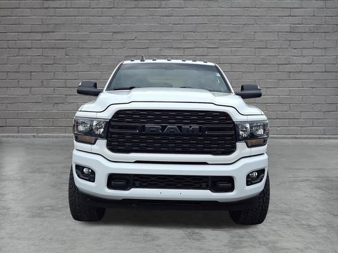 Used 2022 RAM 3500 Big Horn w/ Night Edition AWD/4WD image 4