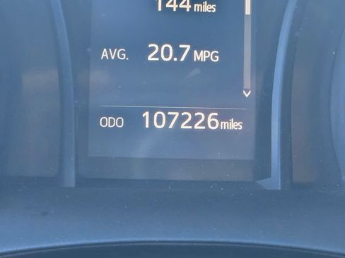 Used 2019 Toyota Camry SE w/ Carpet Mat Package FWD image 36