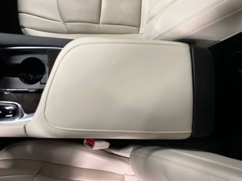Certified 2024 Buick Enclave Essence w/ Trailering Package, 5000 lbs. AWD/4WD image 27