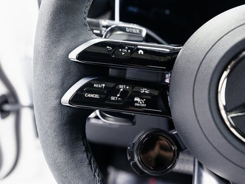 Used 2025 Mercedes-Benz GLC 63 AMG S image 11