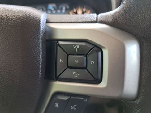 Used 2018 Ford F150 Lariat AWD/4WD image 18